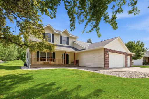 955 Park Drive, Belle Plaine, MN 56011