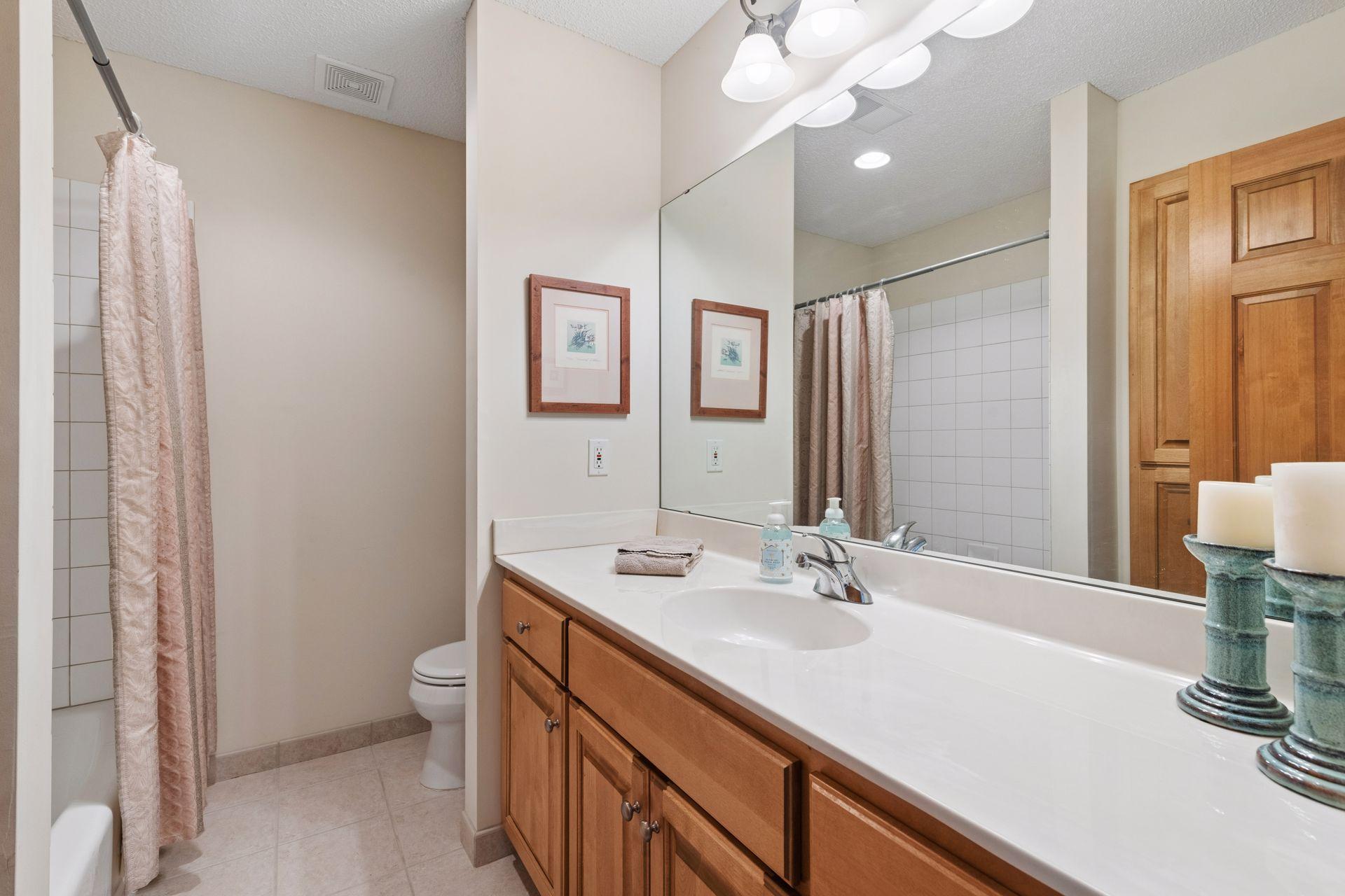 16807 49th Place North - Spacecrafting - 0063.jpg