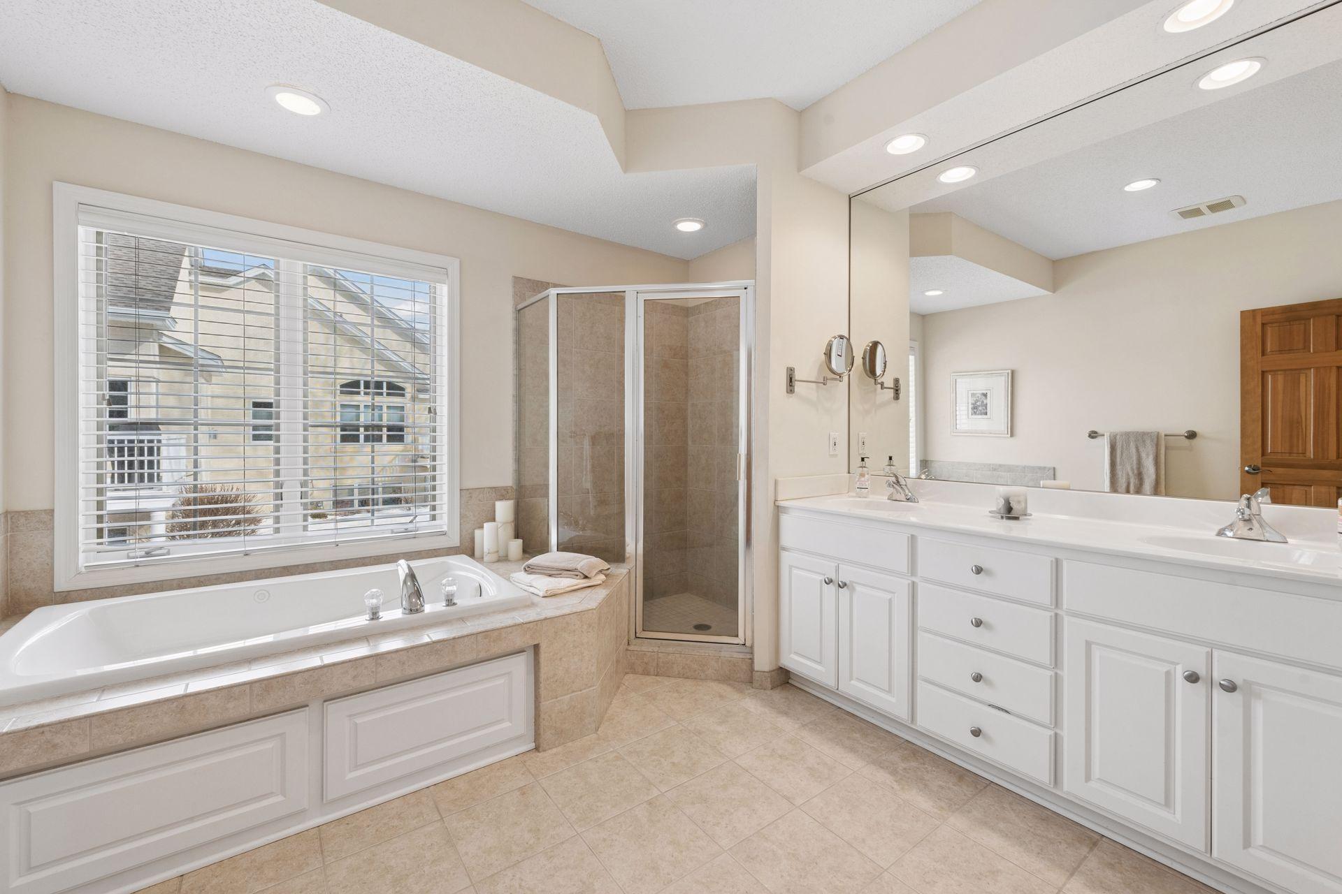 16807 49th Place North - Spacecrafting - 0051.jpg