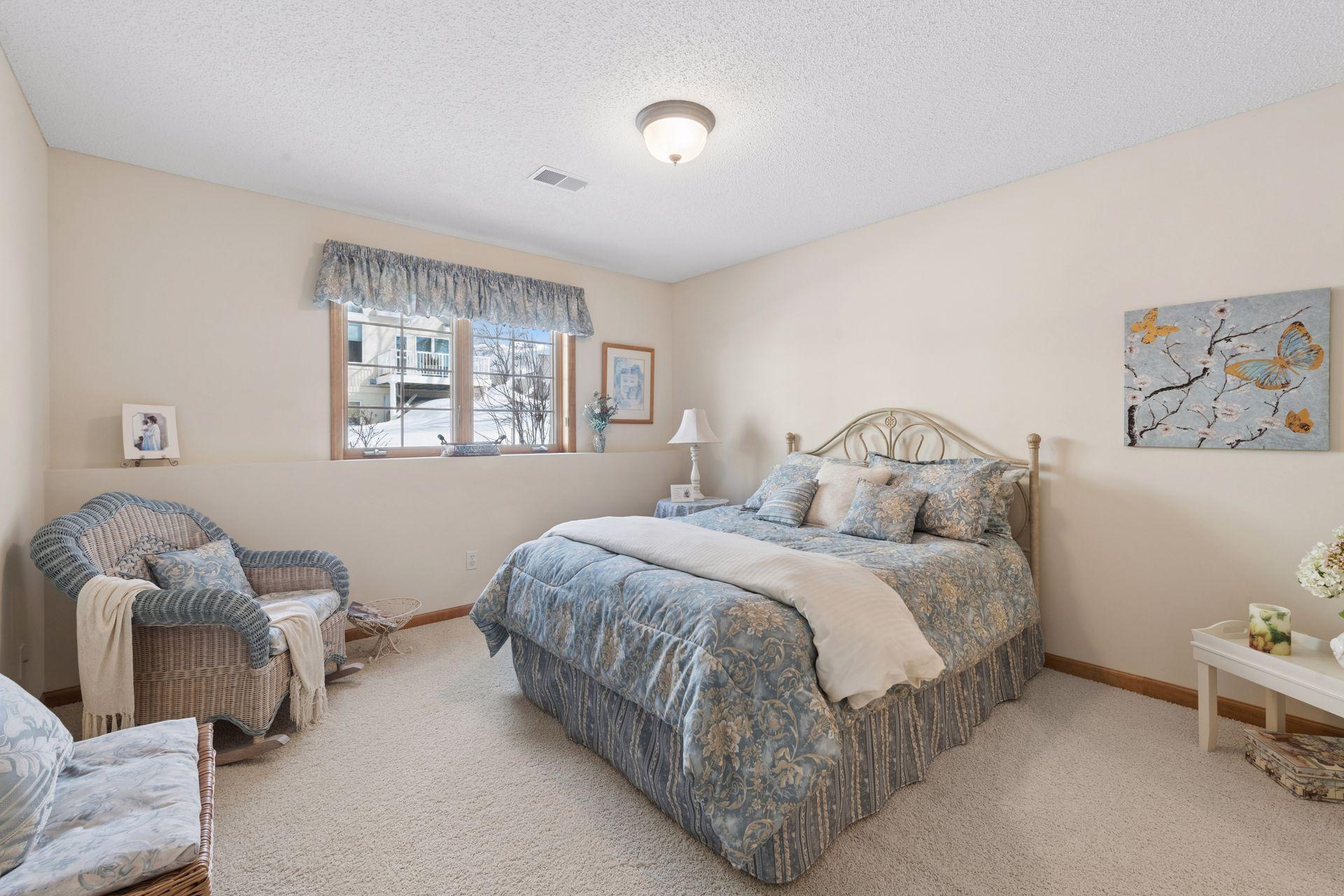 16807 49th Place North - Spacecrafting - 0066.jpg