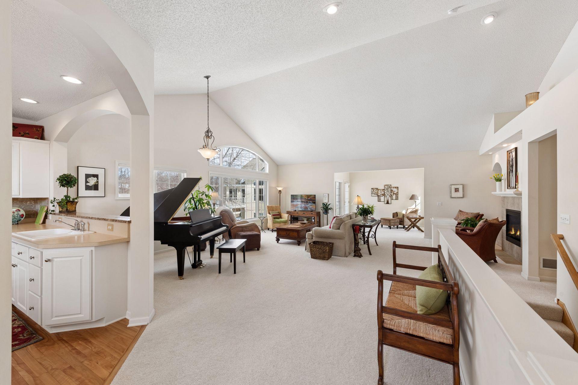 16807 49th Place North - Spacecrafting - 0009.jpg