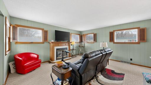 Living Room w/Gas Fireplace