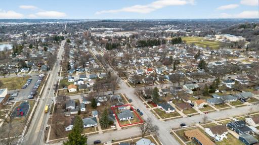 1413 10th Ave NE, Rochester MN 55906