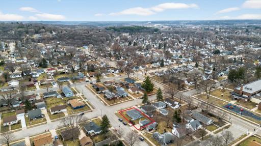 1413 10th Ave NE, Rochester MN 55906