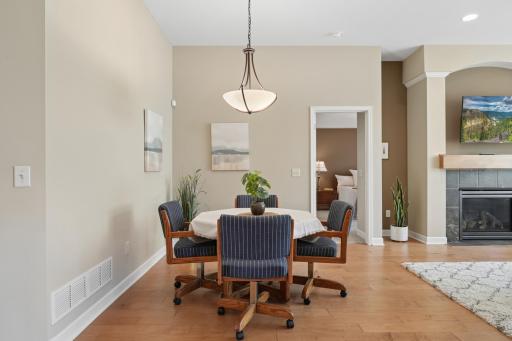 356 Andrews Bay, Hudson, WI - Eat in kitchen