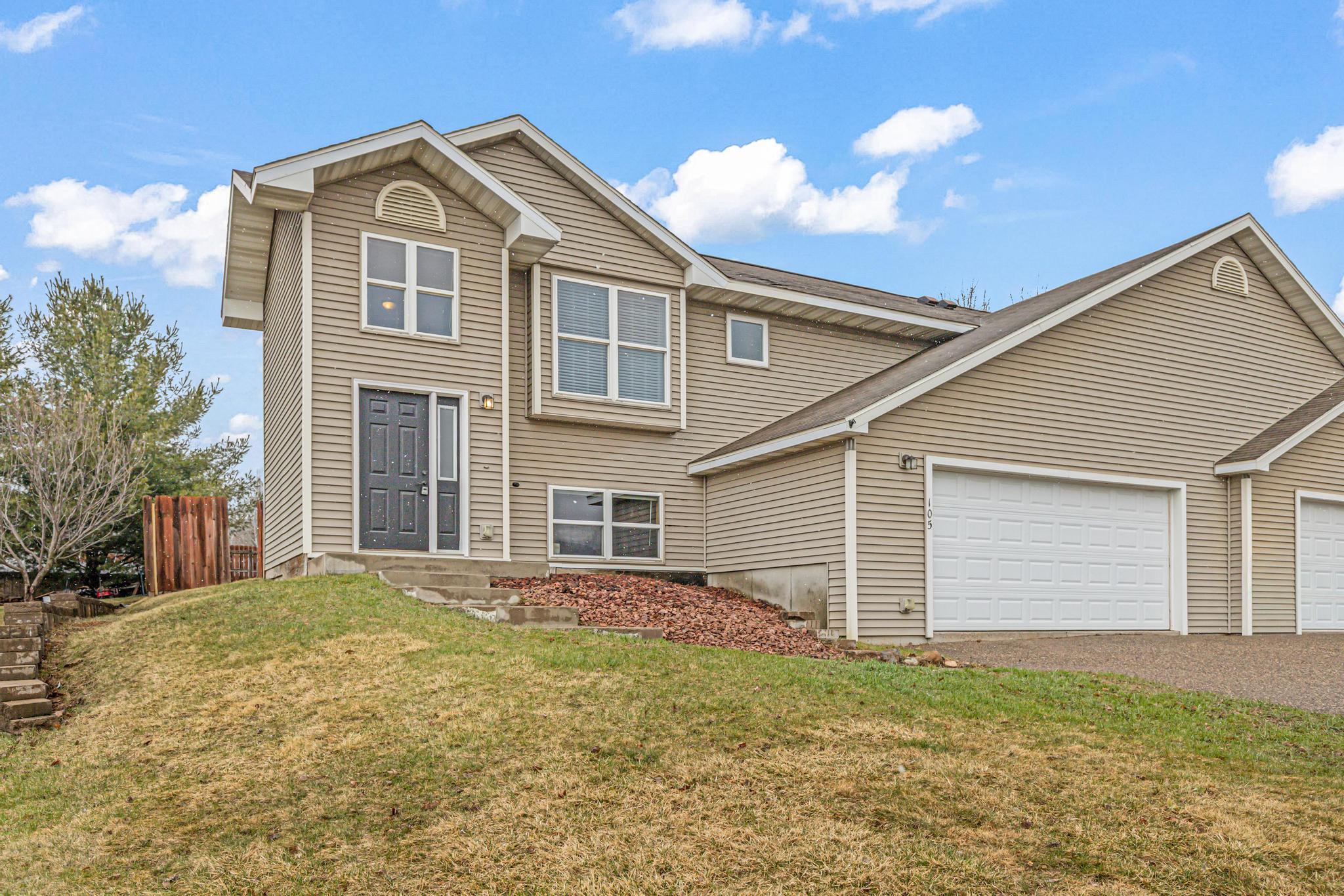 105 Meadow Lane-24.jpg