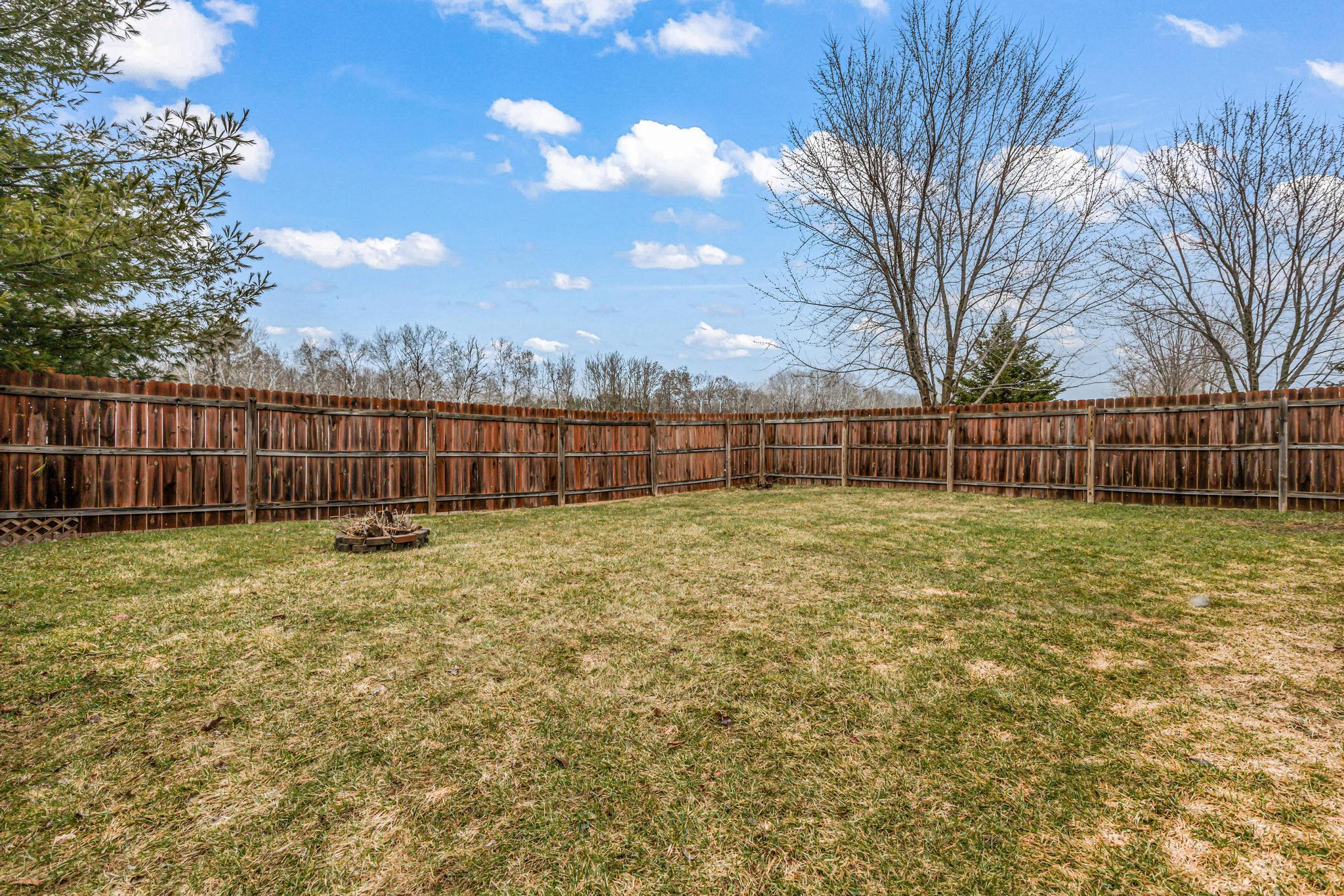 105 Meadow Lane-25.jpg