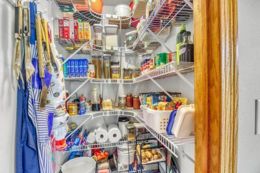 Kitchen_Pantry1_1.jpeg