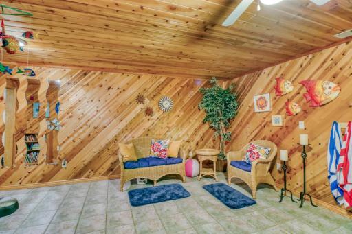 Basement Hottub room1_3.jpeg