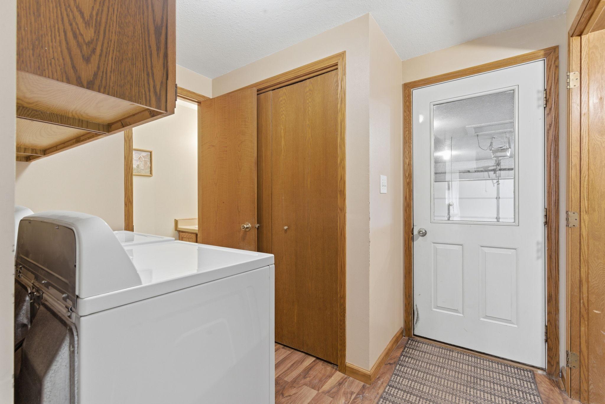 Main Mud Room & Laundry