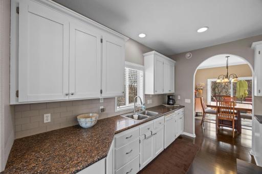 670 6th Street SE, Cokato, MN 55321