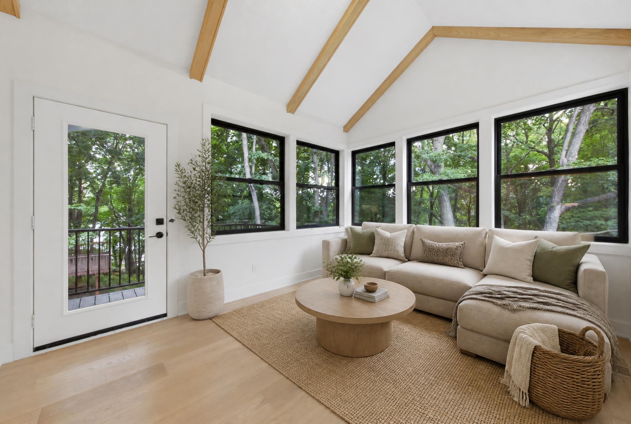 Cozy sunroom - virtually staged