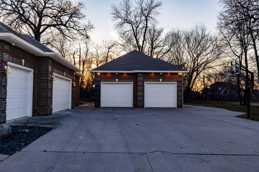 249 Chestnut Drive, Horace, ND 58047
