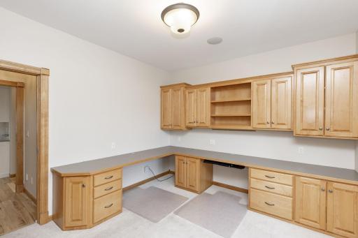 249 Chestnut Drive, Horace, ND 58047