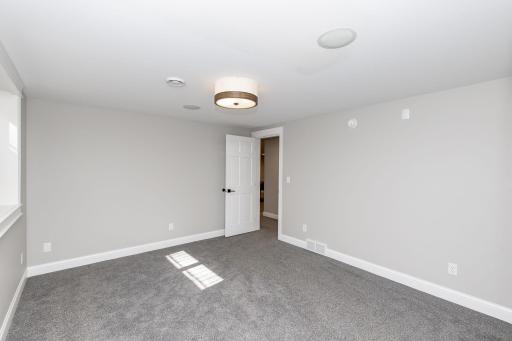 249 Chestnut Drive, Horace, ND 58047
