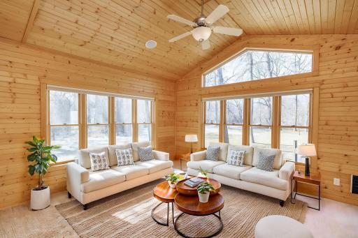 249 Chestnut Drive, Horace, ND 58047