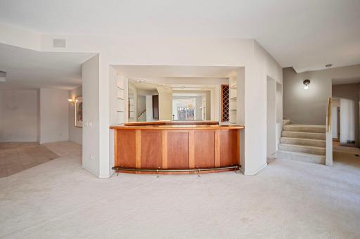 6541 Beach Road, Eden Prairie, MN 55344