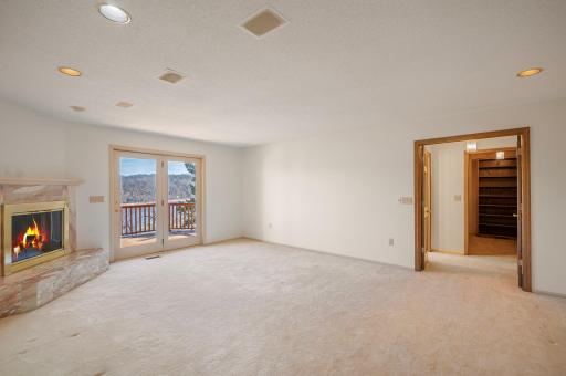 6541 Beach Road, Eden Prairie, MN 55344