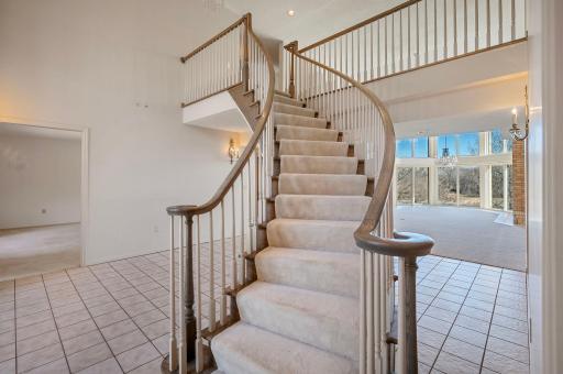 6541 Beach Road, Eden Prairie, MN 55344