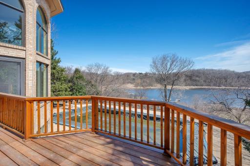 6541 Beach Road, Eden Prairie, MN 55344