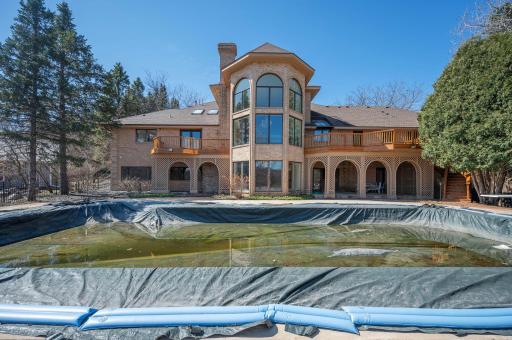 6541 Beach Road, Eden Prairie, MN 55344