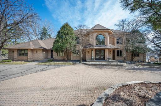 6541 Beach Road, Eden Prairie, MN 55344