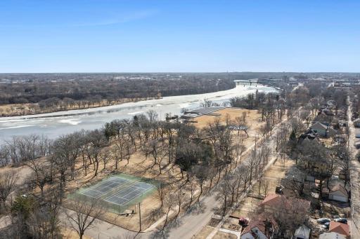 Walk a few blocks to Hester Park and enjoy the tennis courts!