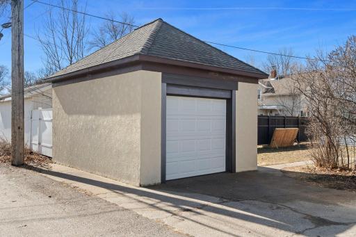 1120 8th Avenue N, Saint Cloud, MN 56303