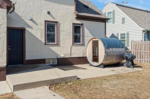 1120 8th Avenue N, Saint Cloud, MN 56303