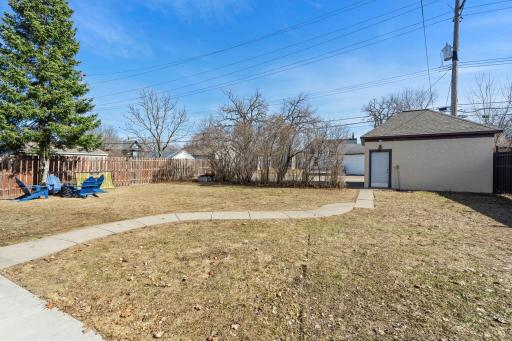 1120 8th Avenue N, Saint Cloud, MN 56303