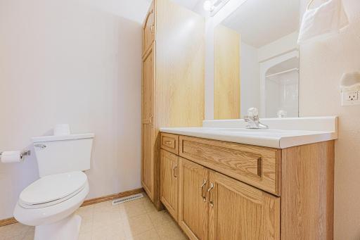 52 Pinewood Boulevard, West Fargo, ND 58078