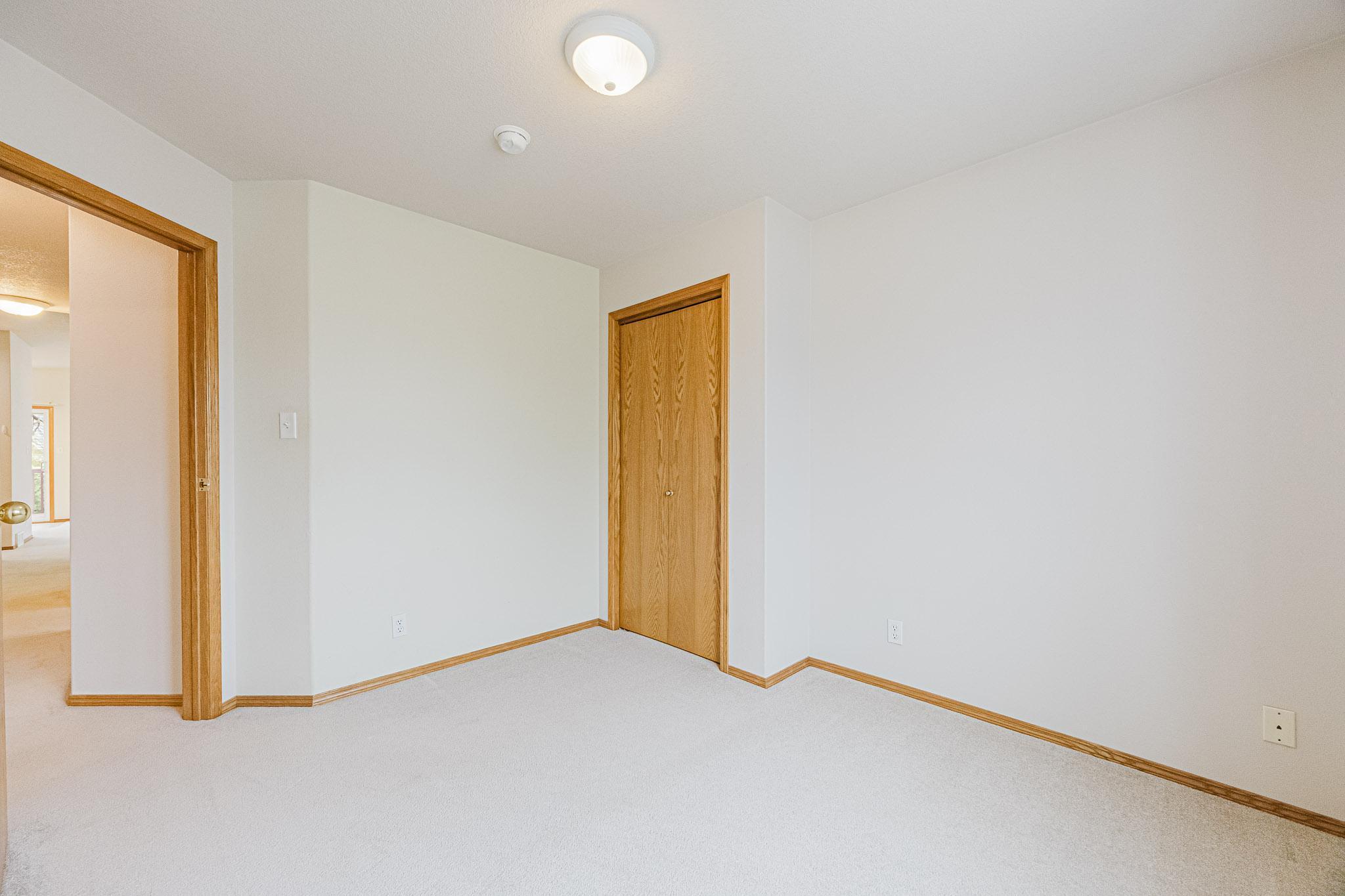 52 Pinewood Blvd, WF-21.jpg