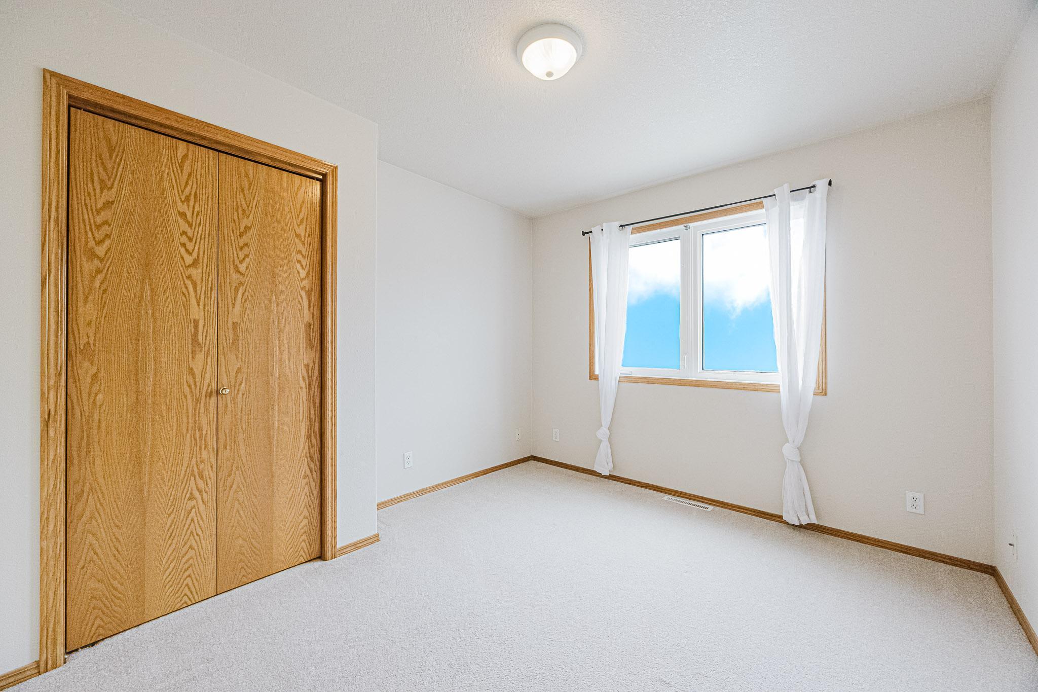 52 Pinewood Blvd, WF-20.jpg