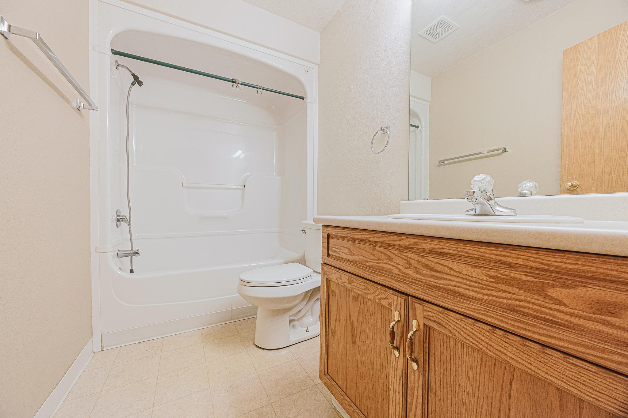 52 Pinewood Blvd, WF-36.jpg