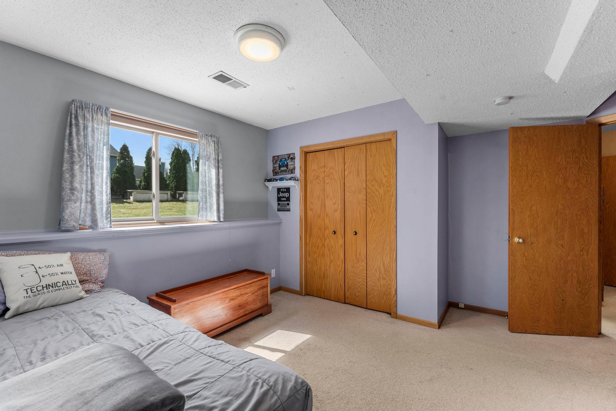 45-web-or-mls-1848 133rd Ln NE-53.jpg