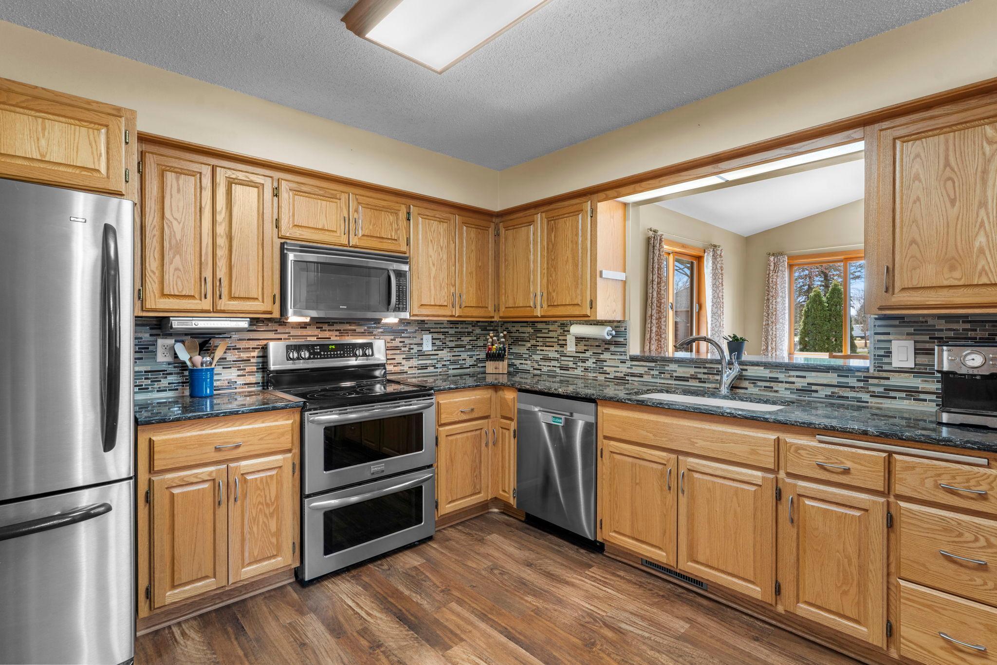 28-web-or-mls-1848 133rd Ln NE-103.jpg