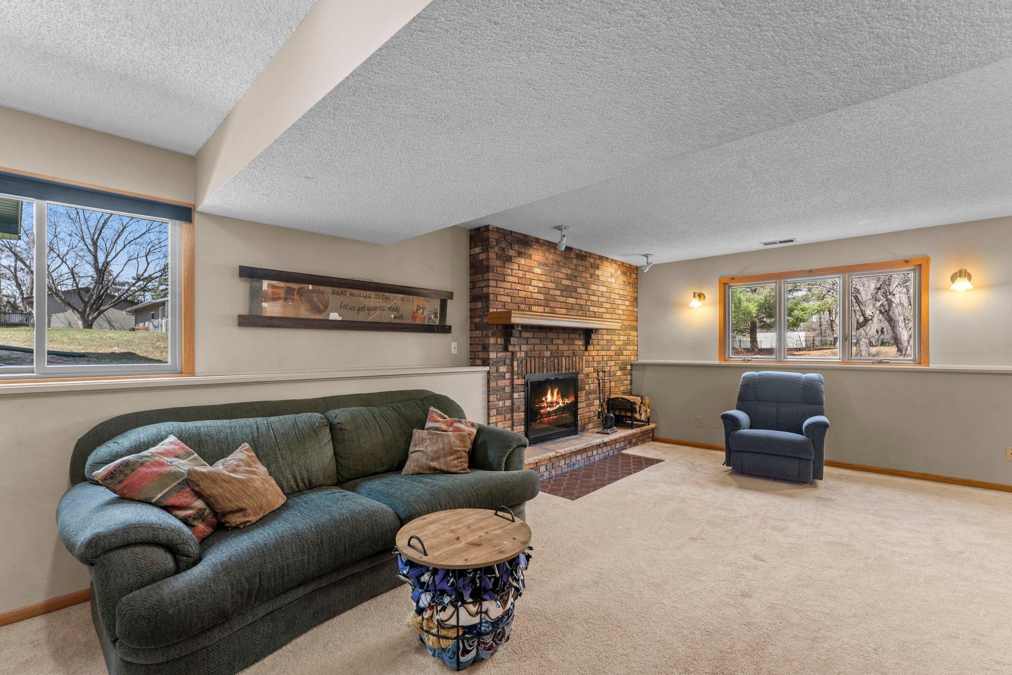 42-web-or-mls-1848 133rd Ln NE-23.jpg