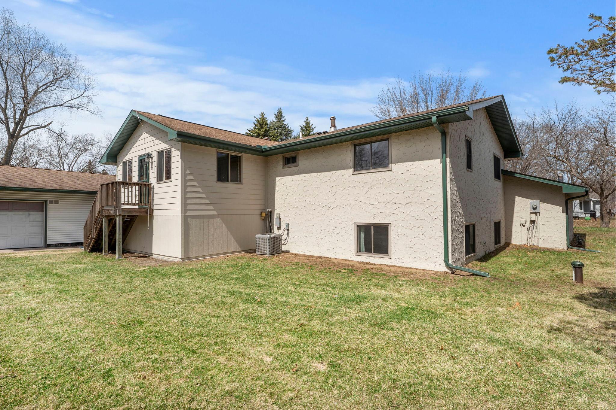 54-web-or-mls-1848 133rd Ln NE-218.jpg