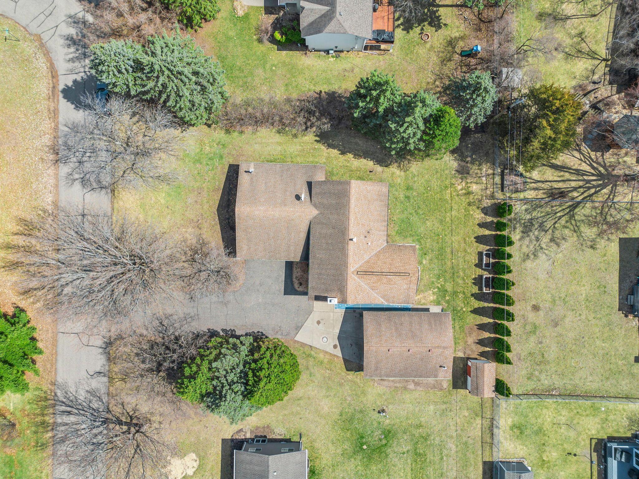 83-web-or-mls-1848 133rd Ln NE-353.jpg