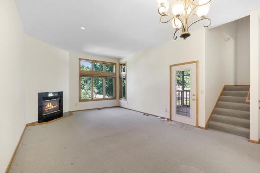 249 6th St NE, Minneapolis, MN 55413-04.jpg
