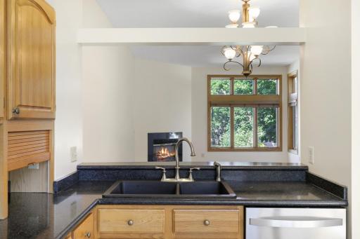 249 6th St NE, Minneapolis, MN 55413-21.jpg