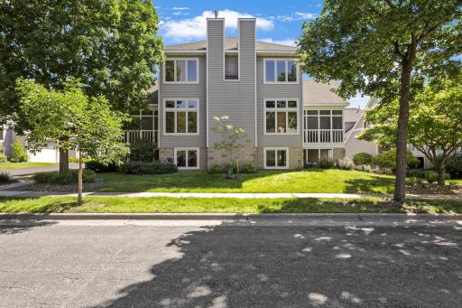 249 6th St NE, Minneapolis, MN 55413-38.jpg