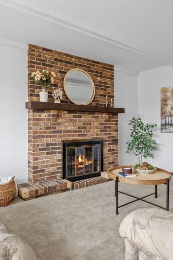 1956 3rd Street E, Saint Paul, MN 55119