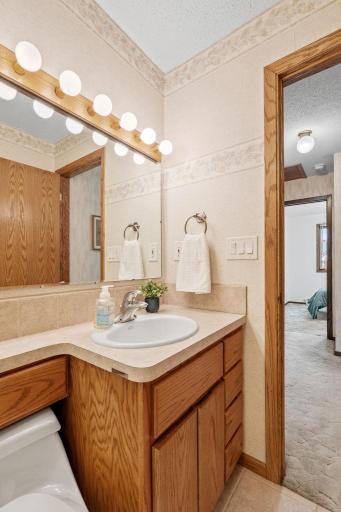 1956 3rd Street E, Saint Paul, MN 55119