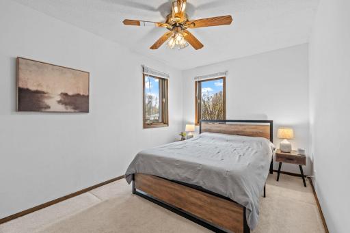 1956 3rd Street E, Saint Paul, MN 55119