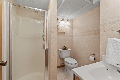 1956 3rd Street E, Saint Paul, MN 55119