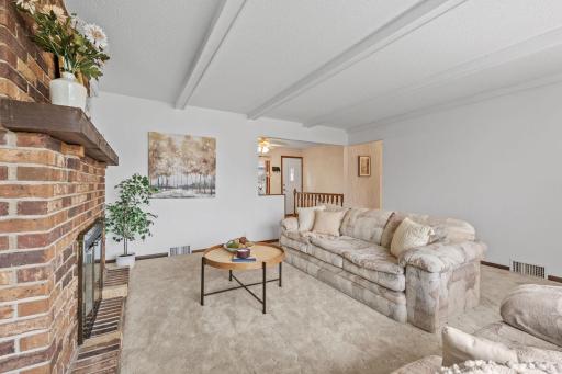 1956 3rd Street E, Saint Paul, MN 55119