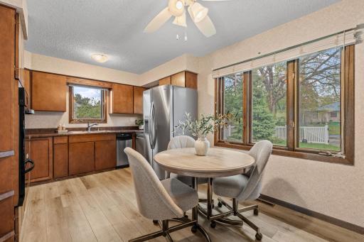 1956 3rd Street E, Saint Paul, MN 55119