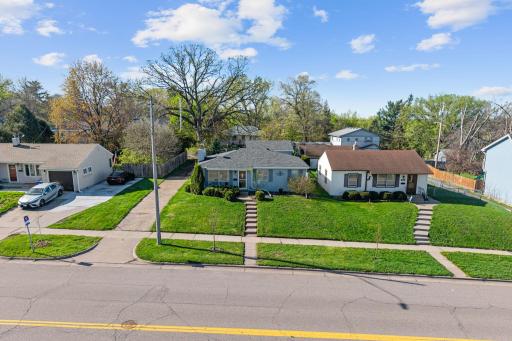 1956 3rd Street E, Saint Paul, MN 55119