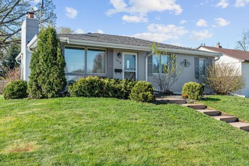 1956 3rd Street E, Saint Paul, MN 55119